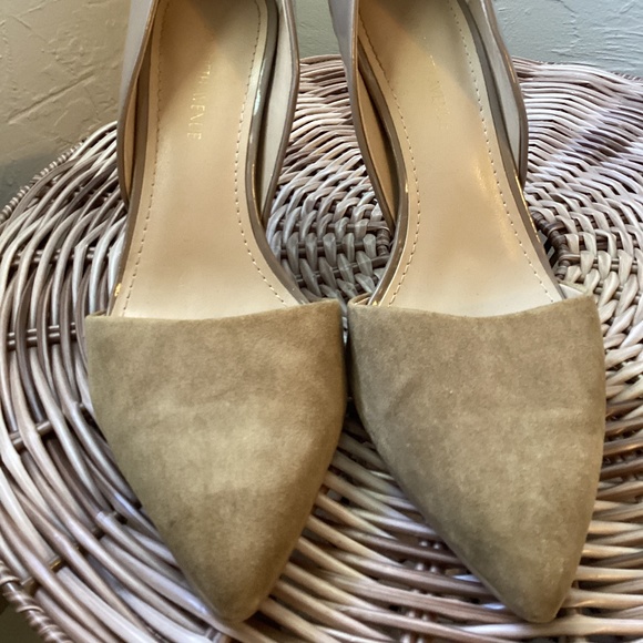 Saks Fifth Avenue Felicity Suede Heel Size 5 - Picture 5 of 6